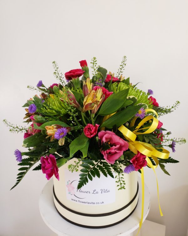 hat box flower arrangement-gift flowers-mothers day