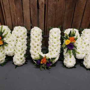 MUM flowers-tribute-funeral flowers-torquay-newton abbott-paignton-brixham-flowers-florist