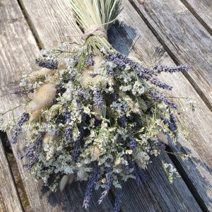 bridal lavender bouquet-dried wedding flowers