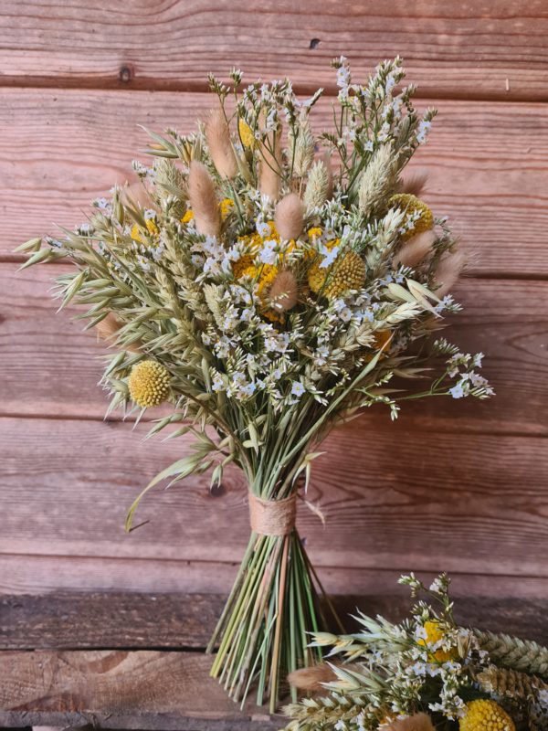 dried wedding flowers-yellow-neutral dried flowers-brides bouquet-wedding party flowers